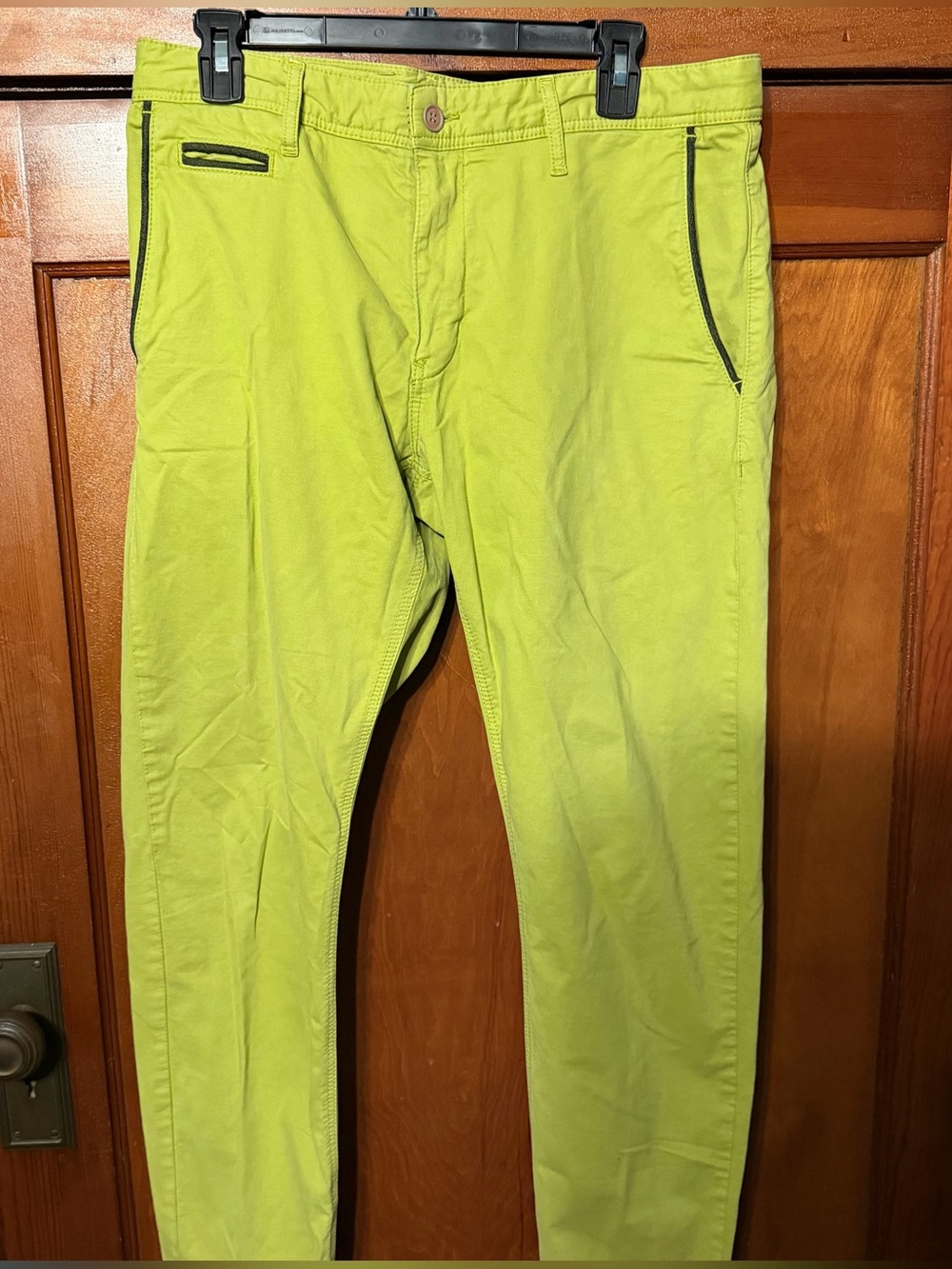 Strellson slim-fit chino trousers in a vibrant lime green / chartreuse